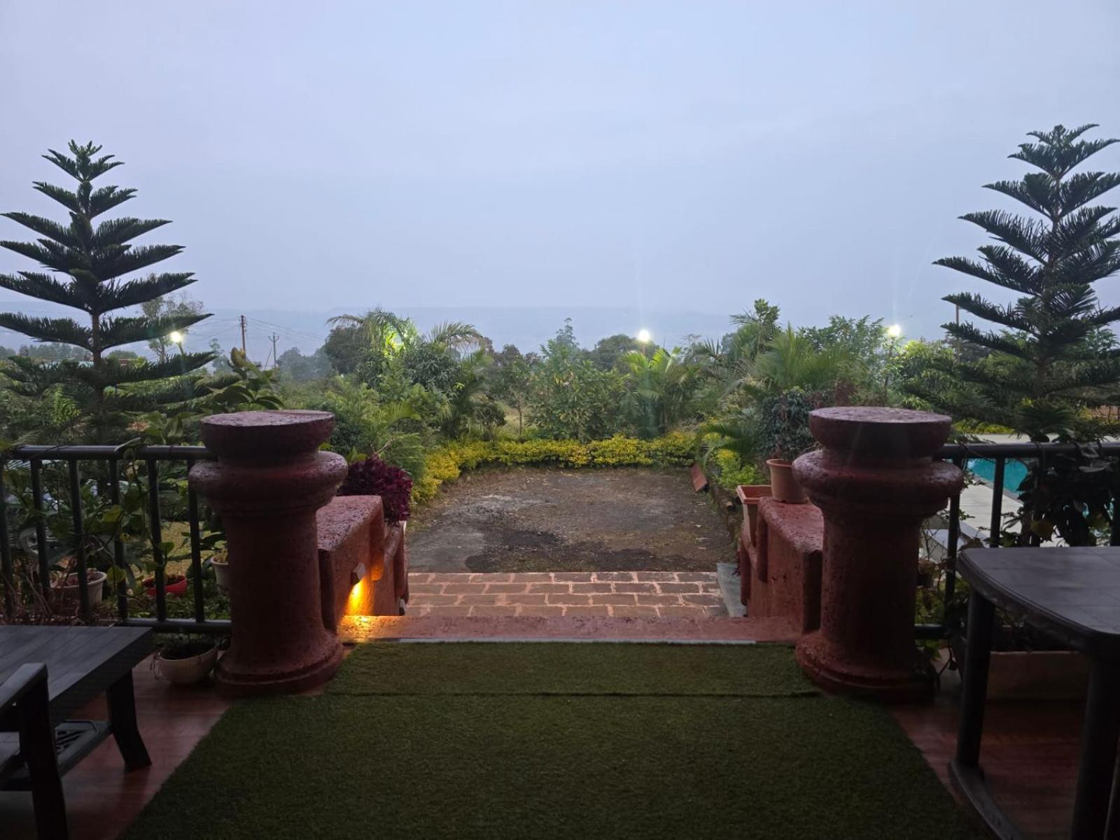 Stone Casa By Vgh 4Bhk Villa With Swimming Pool Mahābaleshwar Exterior foto